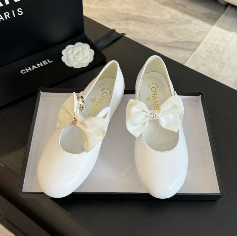 Chanel Low Shoes